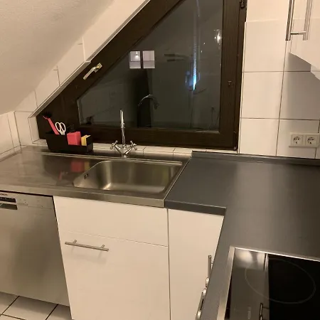 Frisch Renovierte Einliegerwohnung Mit Balkon Odenthal